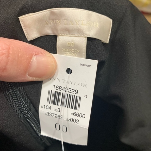 NWT Ann Taylor Sheath Floral Embroidered Dress - Picture 7 of 7